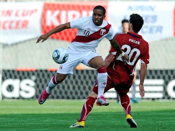 Χωρίς Φαρφάν το Περού