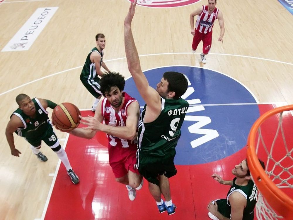 «Θέλουμε Φώτση, Τεόντοσιτς»