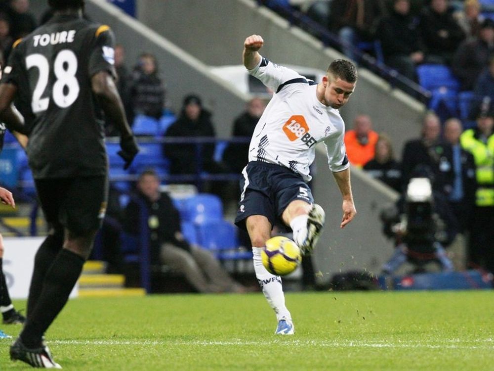 Μιλάει για Κέιχιλ 