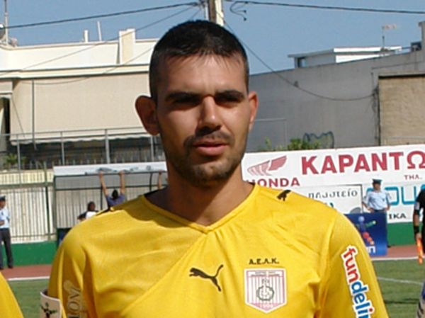 «Σειρήνες» για Αποστολίδη!