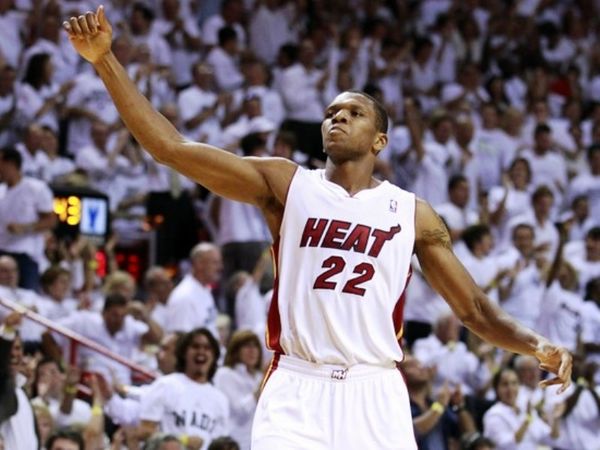 Τέλος από Χιτ ο Τζόουνς