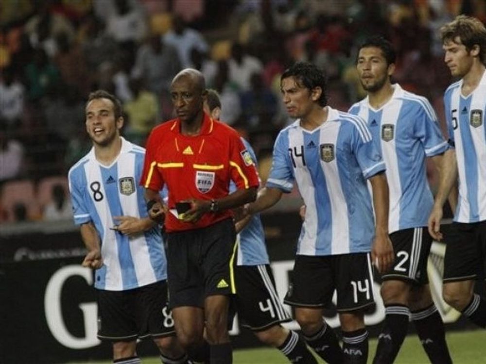 Στο μικροσκόπιο της FIFA!