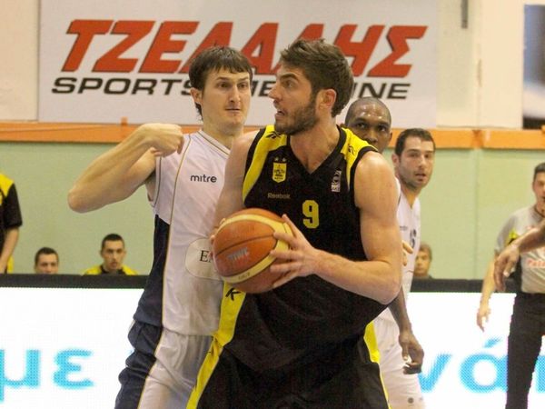 Ενδιαφέρον για δύο