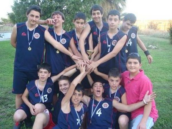 Τρίτοι στη Δραπετσώνα