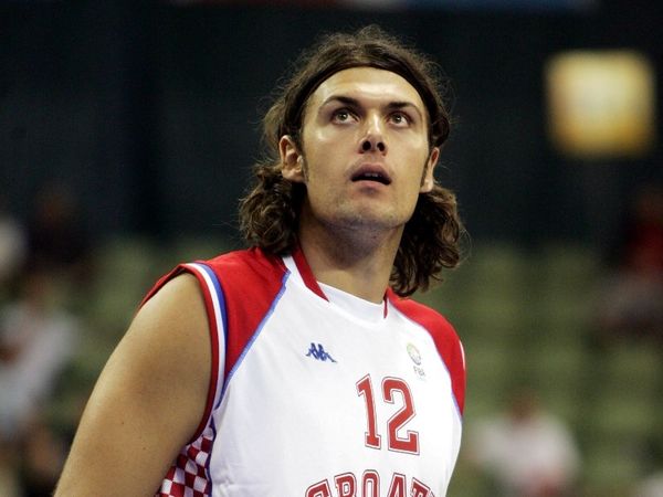 Εκτός ο Λόντσαρ