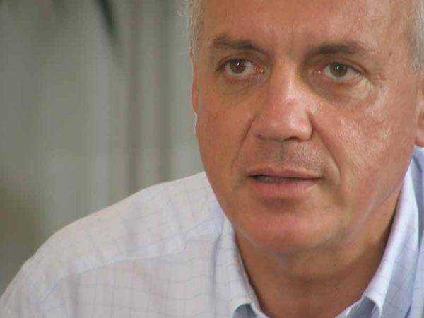 Σιμιτσής: «Μεγάλη ντροπή»