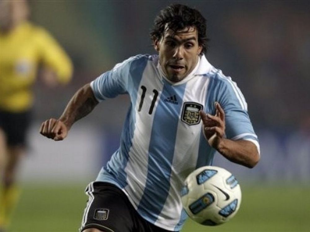 «Μένει στη Σίτι ο Τέβεζ»