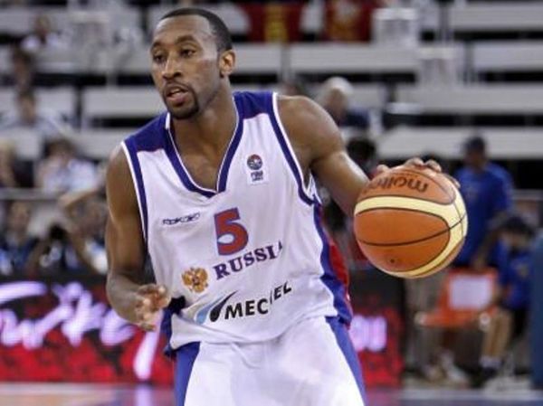 Οριστικά απών ο Χόλντεν