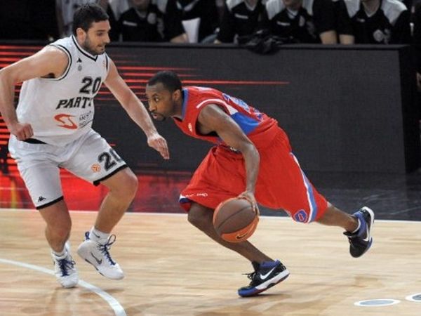 «Σεβόμαστε τον Χόλντεν»