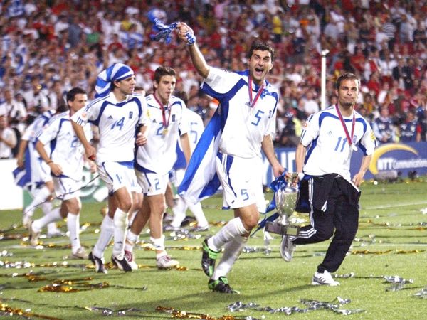 Από το Euro στον… λουτροκαμπινέ!