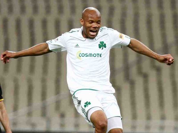 Ο Ρους «κόβει» τον Μπουμσόνγκ