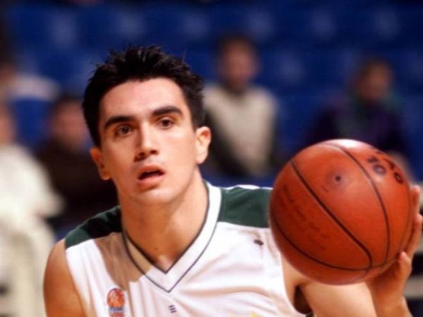 Τα λένε με Θέο