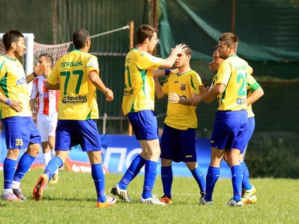 Ακόμα περιμένουν…