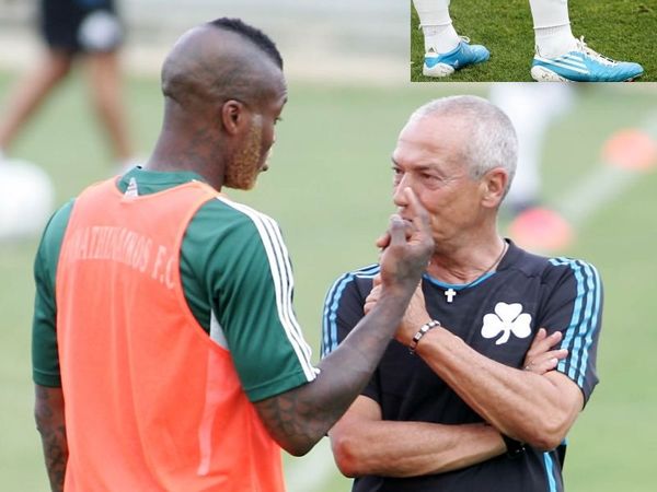 Τετ-α-τετ και μπλε παπούτσια για Σισέ