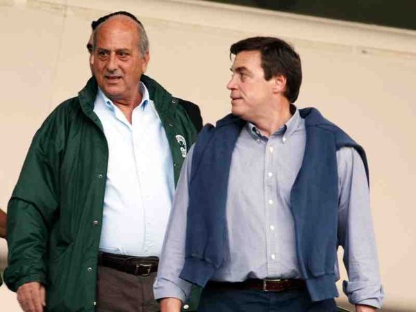 Με οπαδούς το ΔΣ