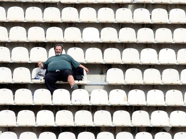 Αδαμάκης: «Μας ξεσπιτώνουν»