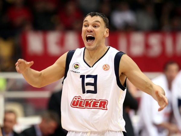 Κρέους: «Τα πάντα ανοιχτά!»