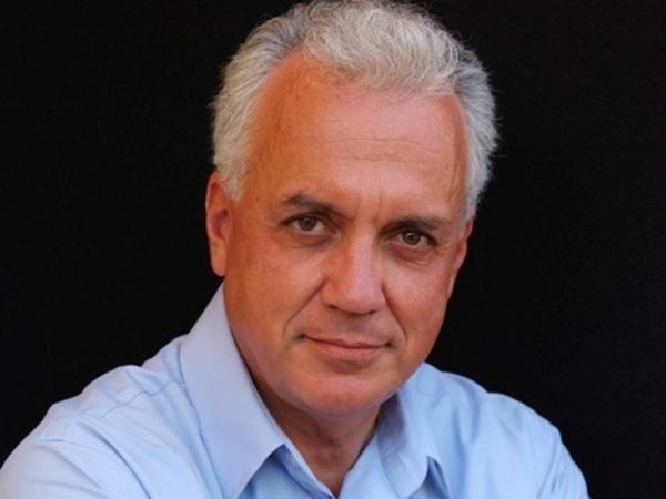 Σιμιτσής: «Καιρός για αλήθεια»