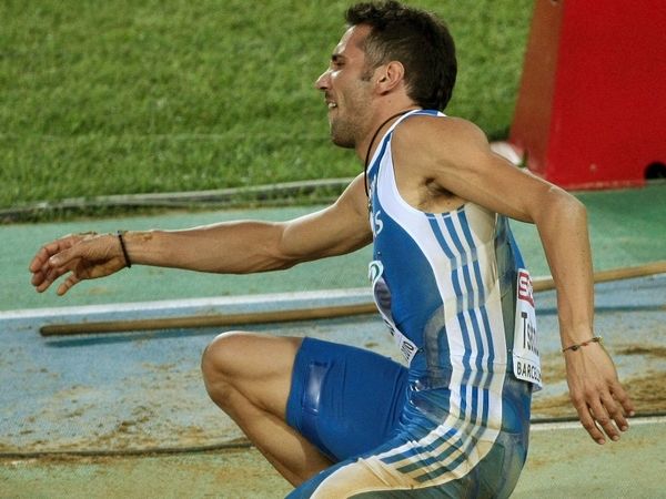 Έκτος ο Τσάτουμας