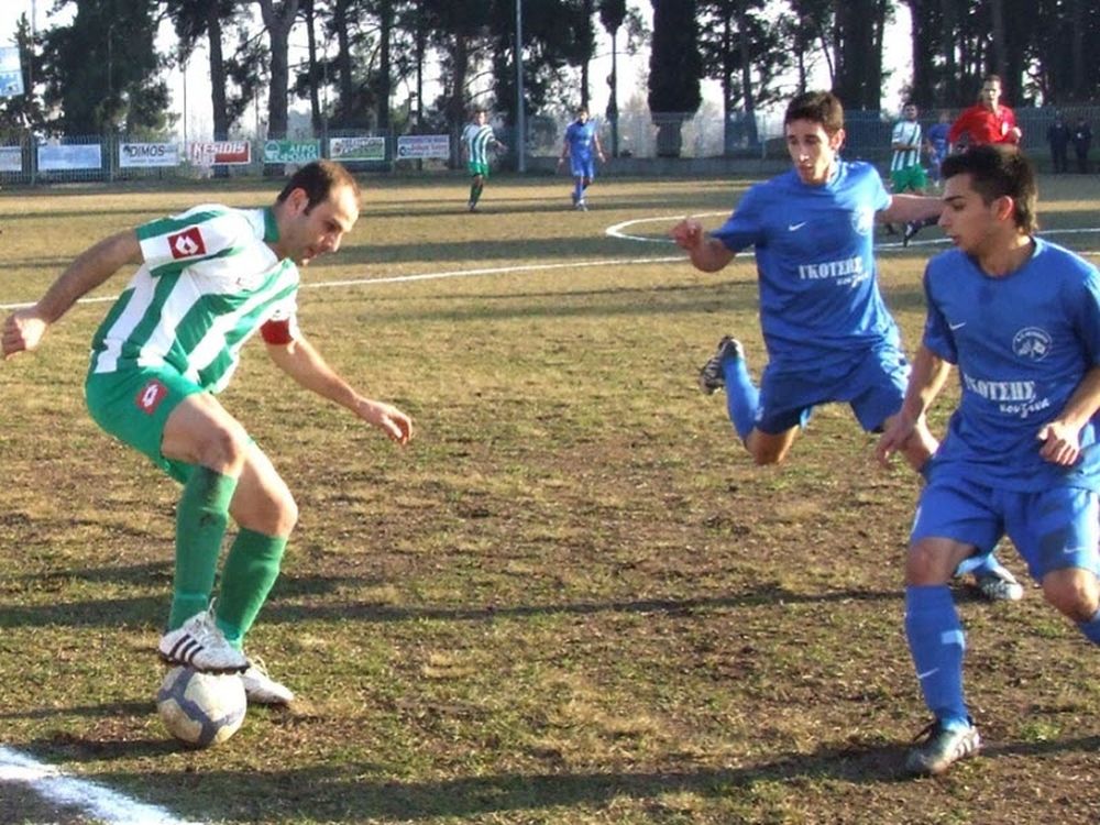 Στα Λευκάδια ο Συμπεθέρης