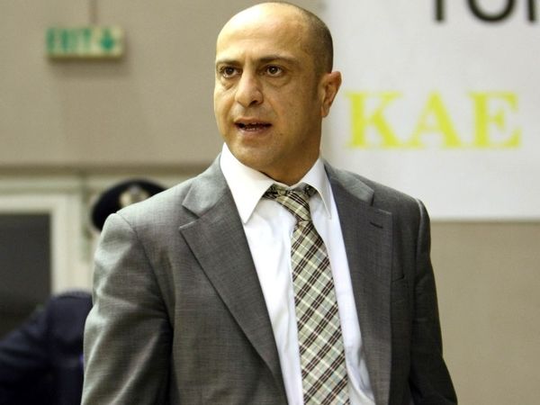 «Στην πιο κρίσιμη καμπή»