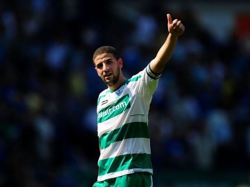 «Φουλάρει» για Τααράμπ η Παρί