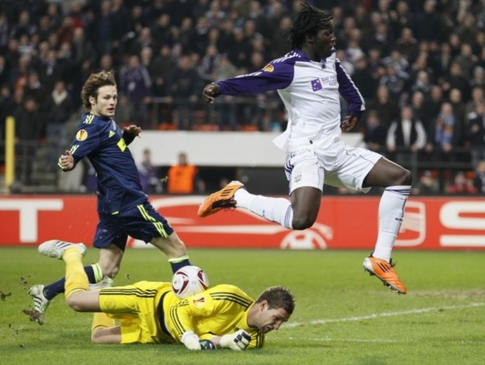 Θέλει να «κλέψει» τον Λουκάκου!