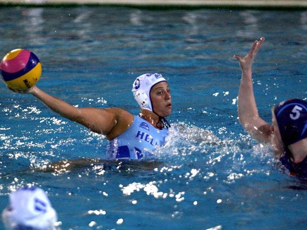 Συνεχίζει αήττητη η Ελλάδα