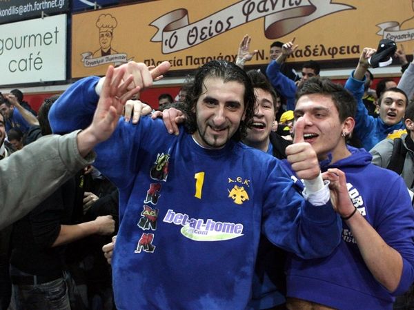 Πρώτη επαφή με Καφφάτο