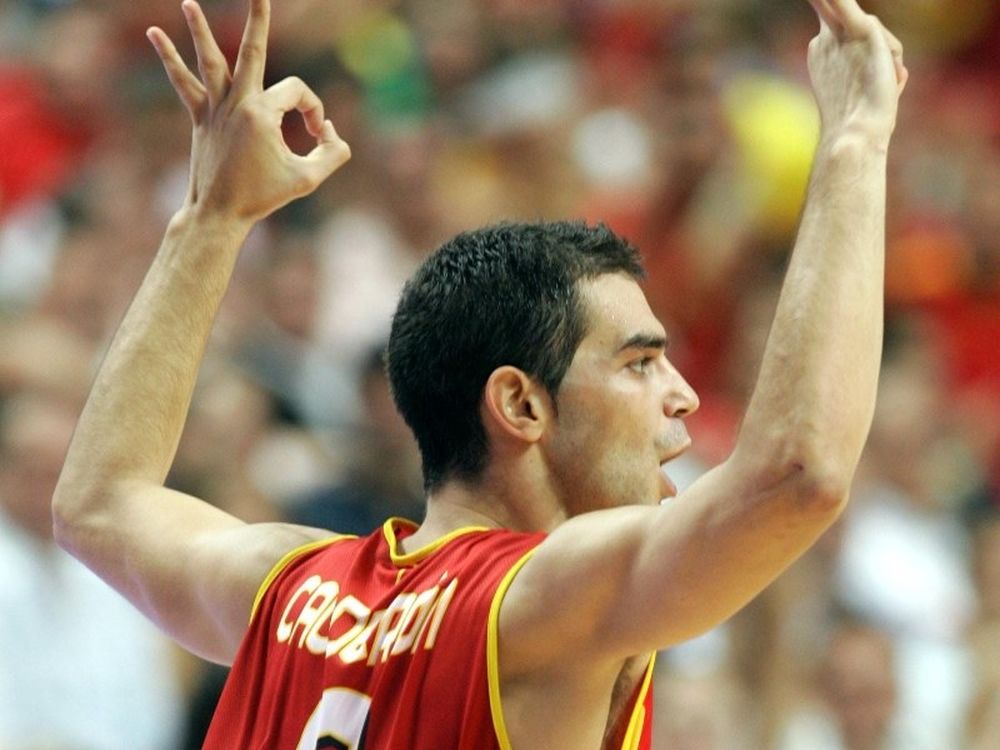 Καλντερόν: «Προσγειωμένοι»