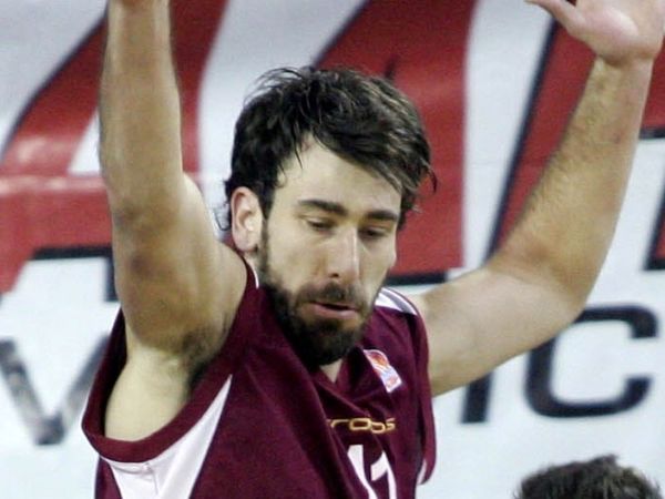 Έμεινε Τενερίφη ο Λαμπρόπουλος