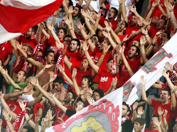 «Ερυθρόλευκο» πάρτι στο Βόλο