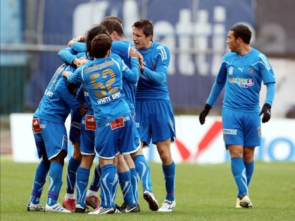 Ντους με λάστιχα στην Καβάλα!