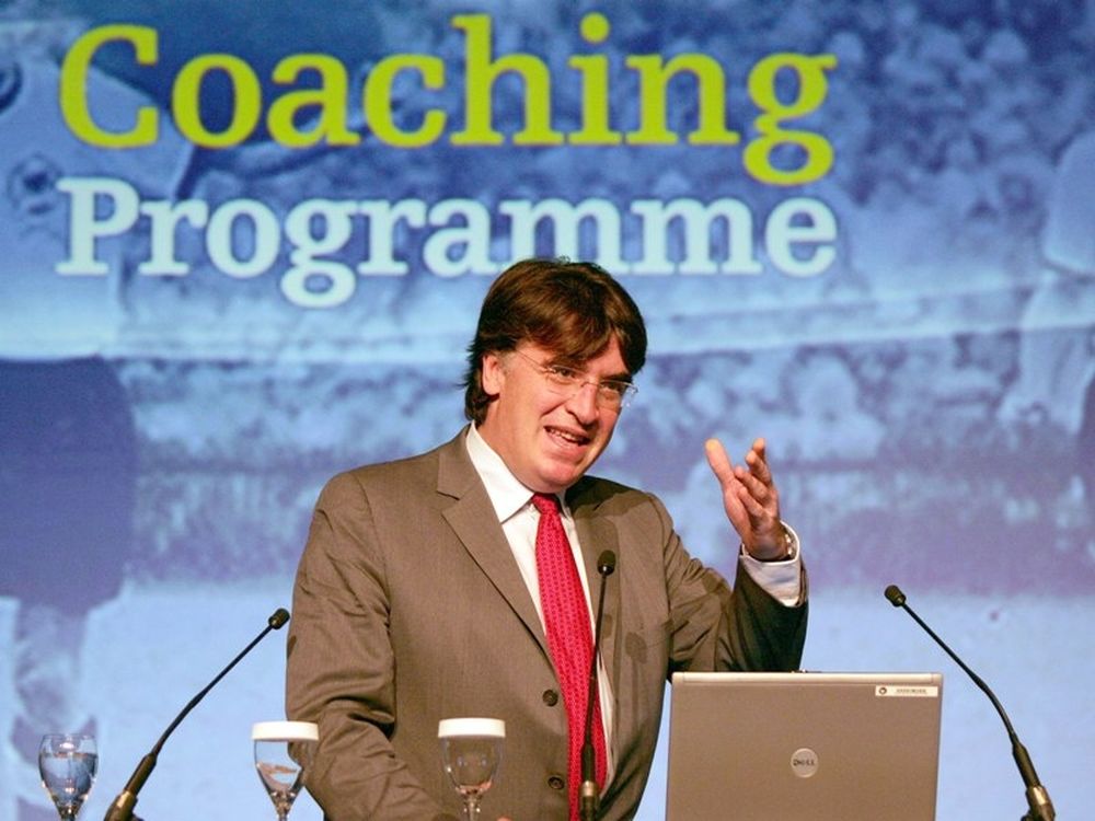 «Δεν είναι μπαμπούλας η UEFA»