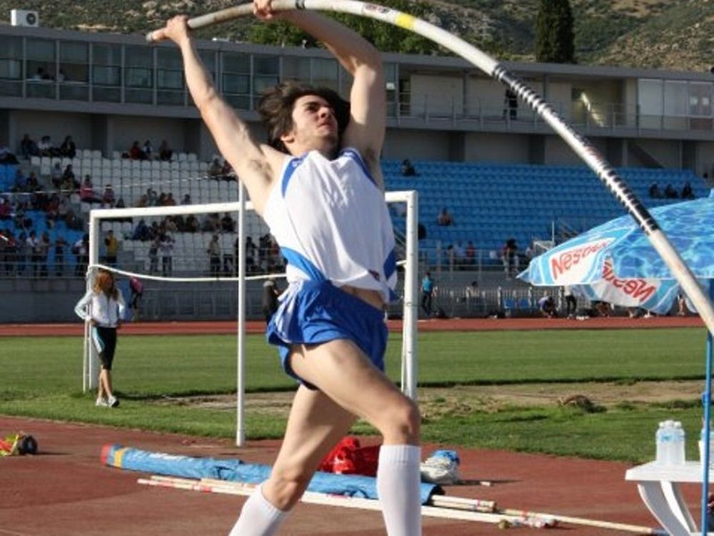 Μία πρόκριση, ένας αποκλεισμός