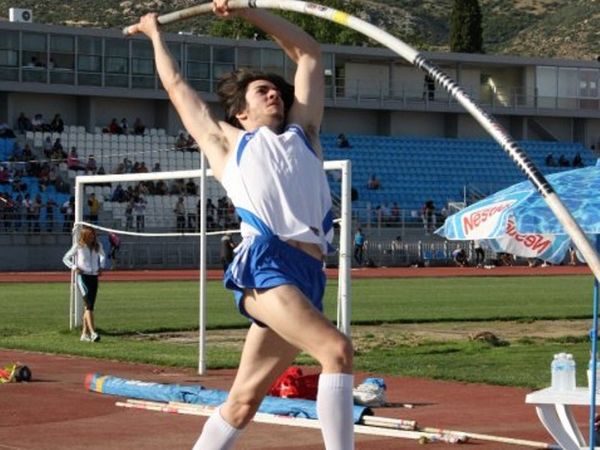 Μία πρόκριση, ένας αποκλεισμός