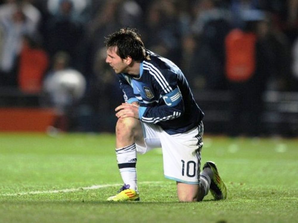 «Κρετίνος ο Μέσι»