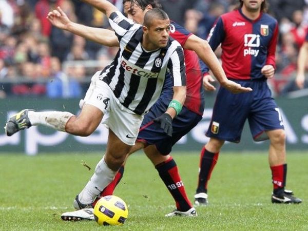 Στη Γαλατά ο Μέλο