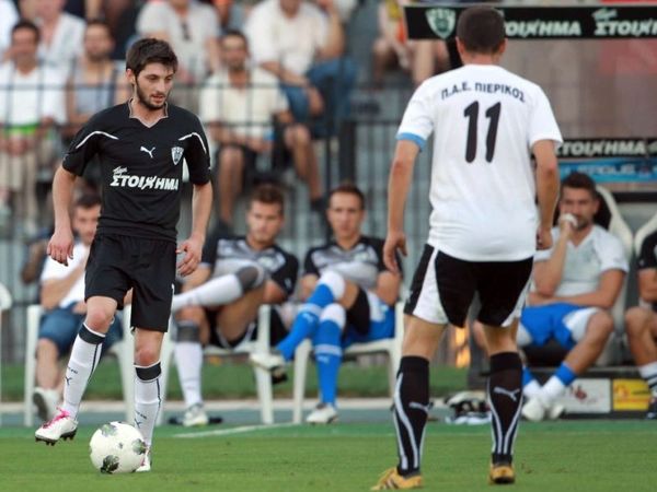 Υπάρχει και μία ομάδα…