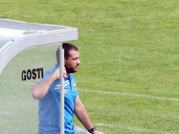 Αδαμίδης - Γκάντι 6-0