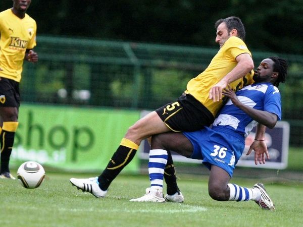 Χωρίς άκρα, δεν παίζεις από τα άκρα