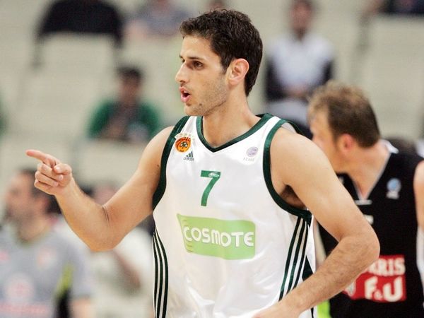 Ανανεώνει ο Περπέρογλου