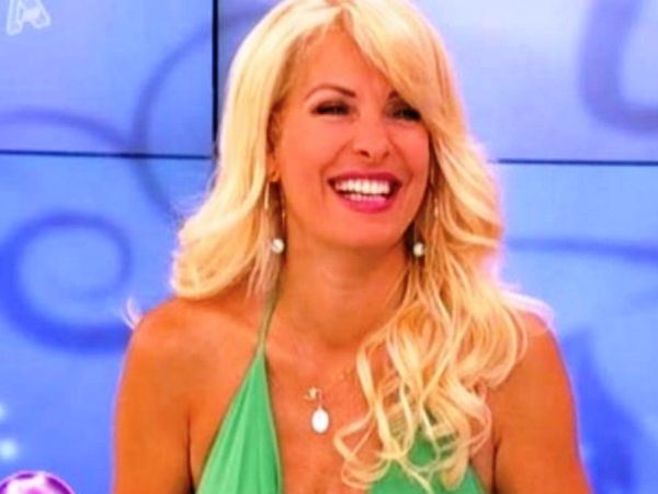 Τελεσίγραφο σε Μενεγάκη