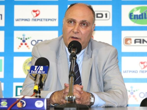 Συνεδρίαση στο Περιστέρι