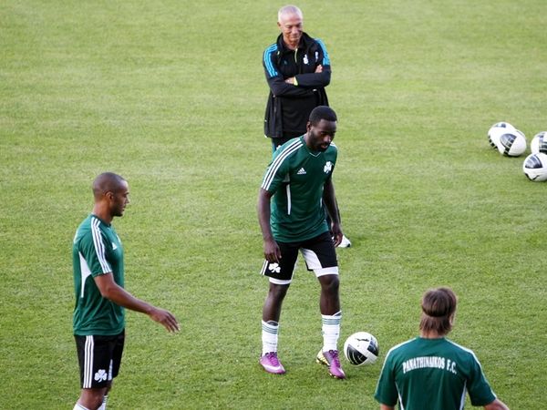 Προπόνηση με...χαμόγελα (photos)