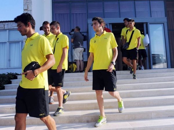 «Πετάει» για Ζέεφελντ