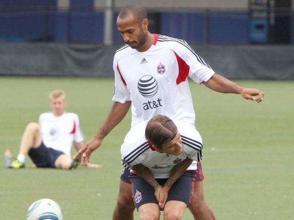 Υπόκλιση… Μπέκαμ σε Ανρί!