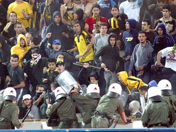 Αγωγή στο δημόσιο από φίλαθλο!