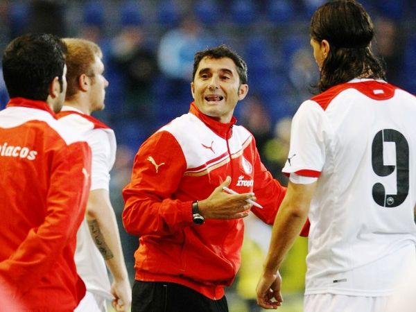 Ξεσκονίζουν τη λίστα