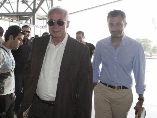 Τέλος τα φρου - φρου και τα αρώματα